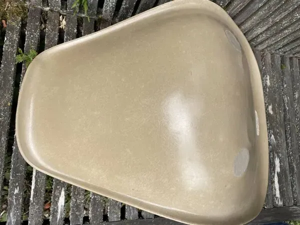 Illustration numéro 4 du produit Coque Beige Fiberglass Side Chair Eames Vintage by Herman Miller