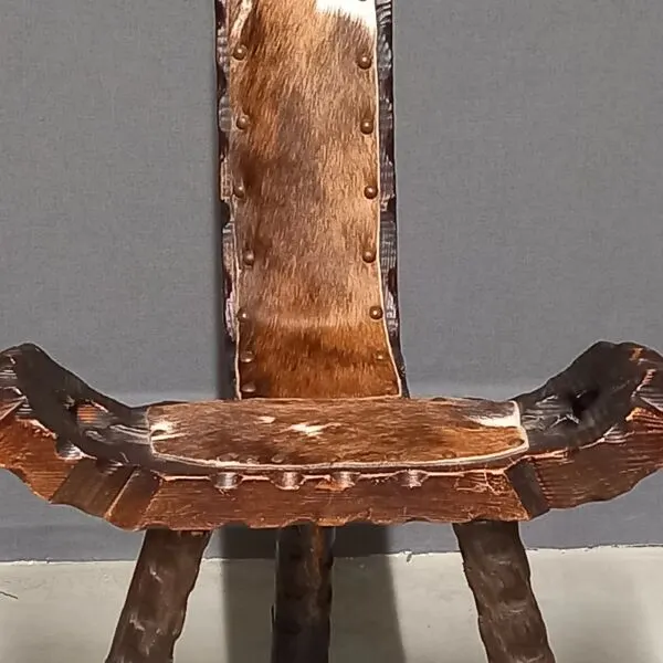Illustration numéro 4 du produit Chaise tripode espagnole