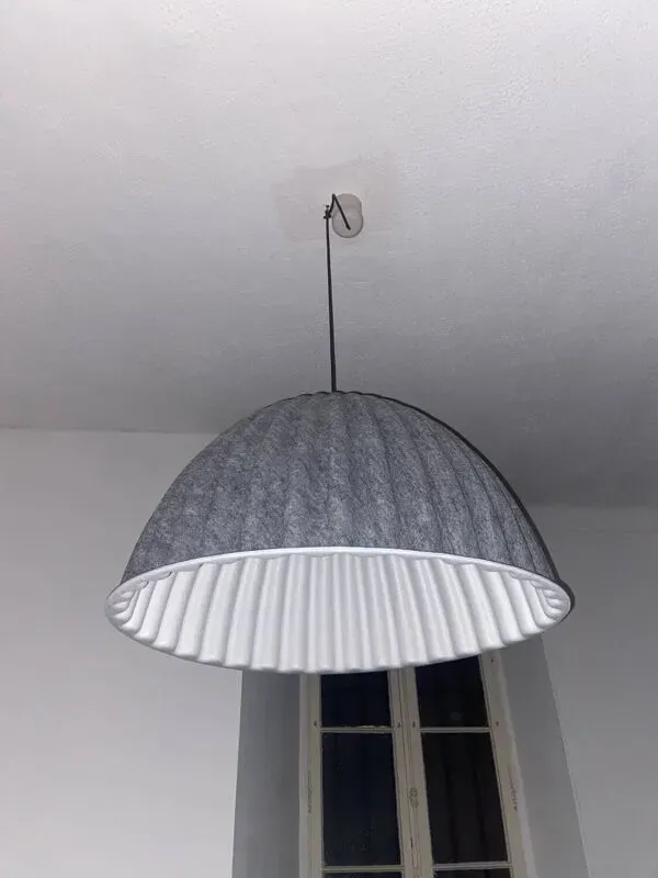 Illustration numéro 4 du produit Suspension muuto - under the bell - 82 cm - gris clair