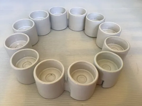 Illustration numéro 4 du produit Douze bougeoirs chenilles Ehlen Johansson