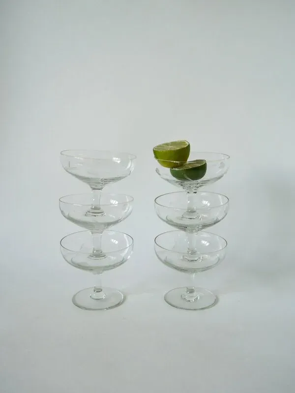 Illustration numéro 4 du produit lot de 6 coupes à champagne en cristal gravé 1950 8 X 9.5 cm