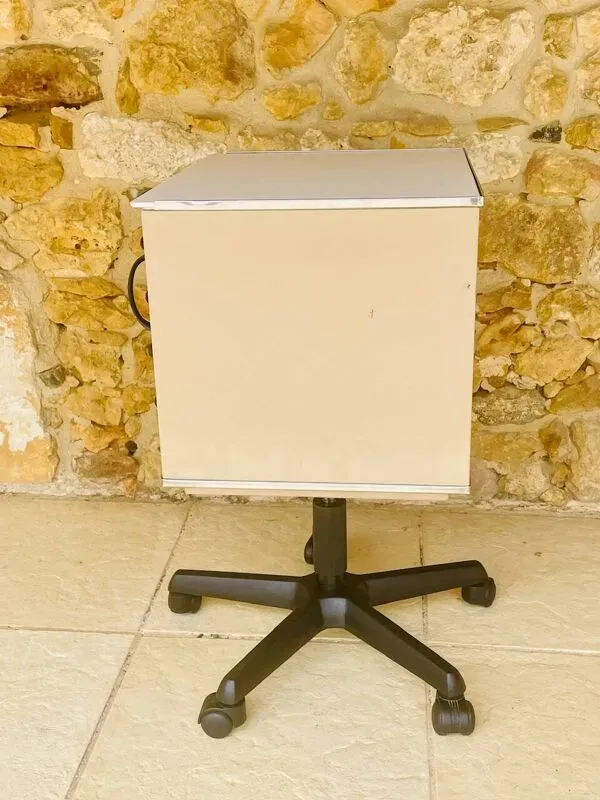 Illustration numéro 4 du produit Meuble de rangement  médical pivotant à tiroirs par Cazzaro 1970/1980