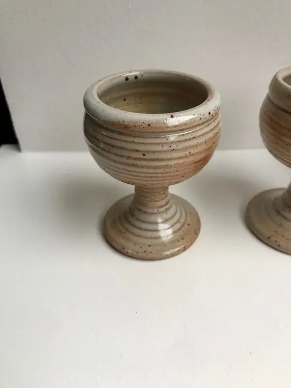 Illustration numéro 4 du produit Trio de coquetiers en grès du marais années 60-70