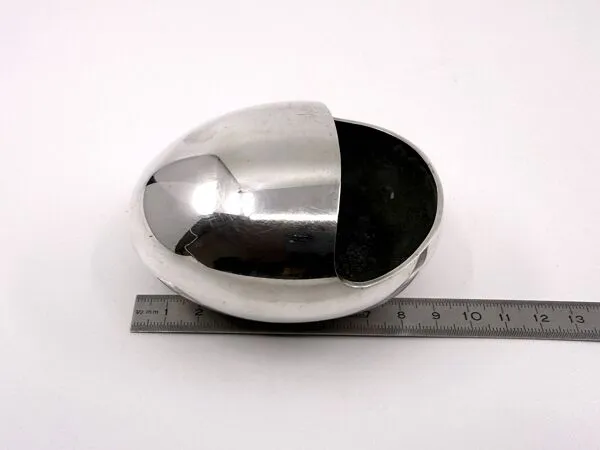 Illustration numéro 4 du produit Cendrier moderniste ''the smile'' • Hans Bundle pour Carl Cohr • Danemark 50s