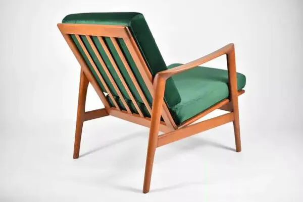 Illustration numéro 4 du produit Fauteuil scandinave restauré, icône des années 60, velours