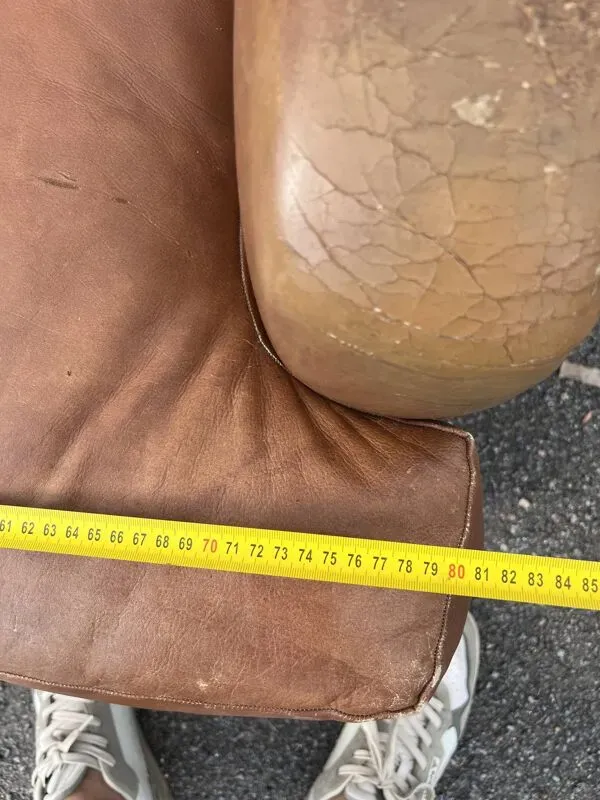 Illustration numéro 4 du produit Canapé 3 places et 2 fauteuils vintage en cuir brun