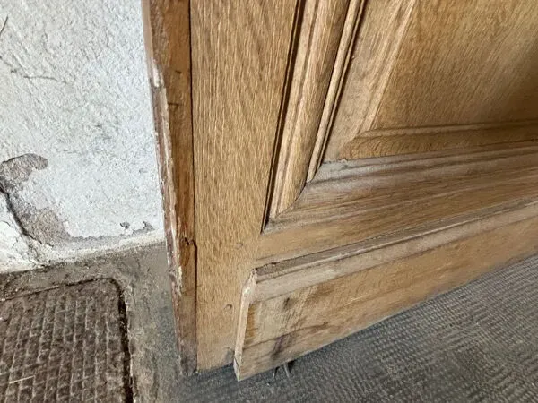 Illustration numéro 4 du produit Double porte en chêne massif