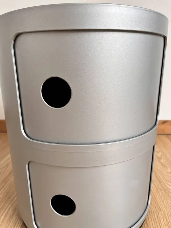 Illustration numéro 4 du produit Éléments Componibili Kartell