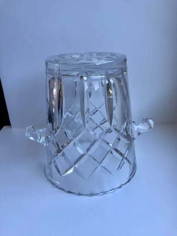 Illustration numéro 4 du produit Seau à glace en cristal années 60-70