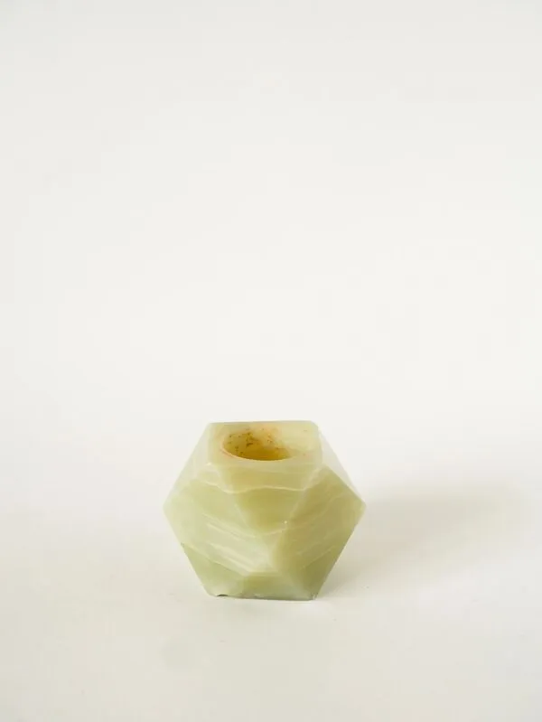 Illustration numéro 4 du produit Bougeoir hexagonal en albâtre, 1970