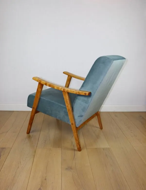 Illustration numéro 4 du produit Fauteuil vintage loft années 70 bleu clair