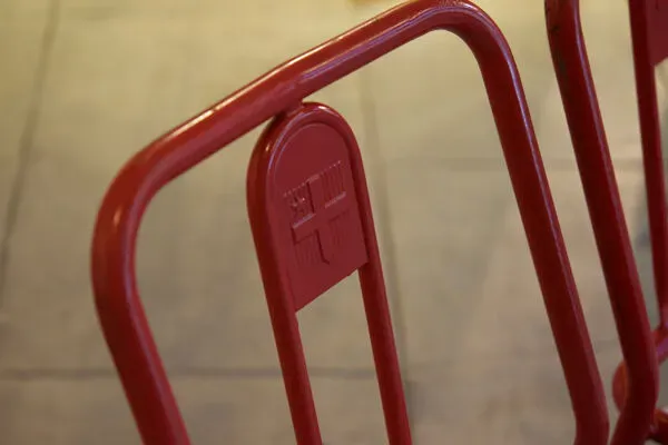 Illustration numéro 4 du produit Paire chaises guinguette Tolix T4