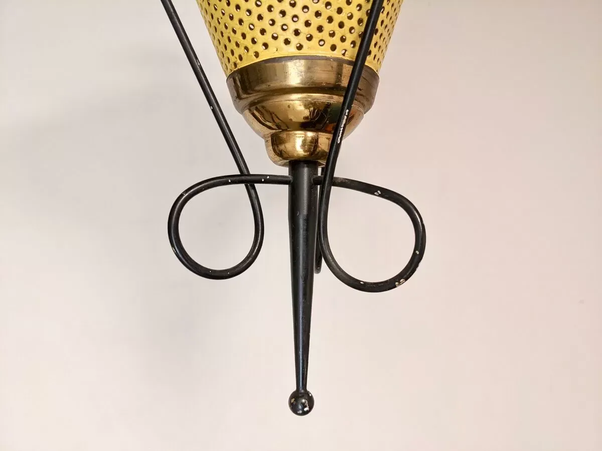 Illustration numéro 4 du produit Suspension en tôle perforée