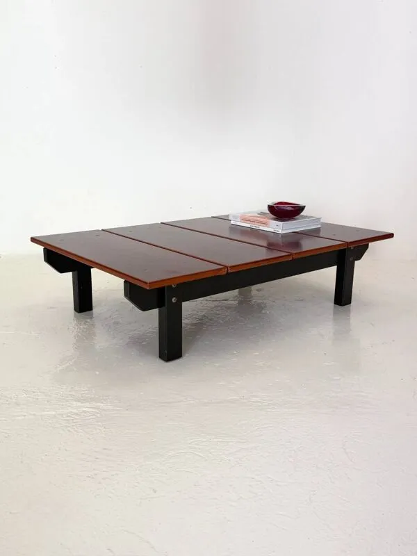 Illustration numéro 4 du produit Table basse « scandinave » – Danemark, 1960s