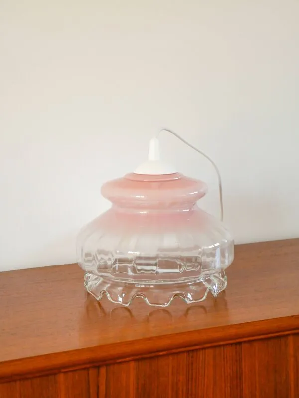 Illustration numéro 4 du produit Suspension en opaline, Rose Tie & Dye, 1960