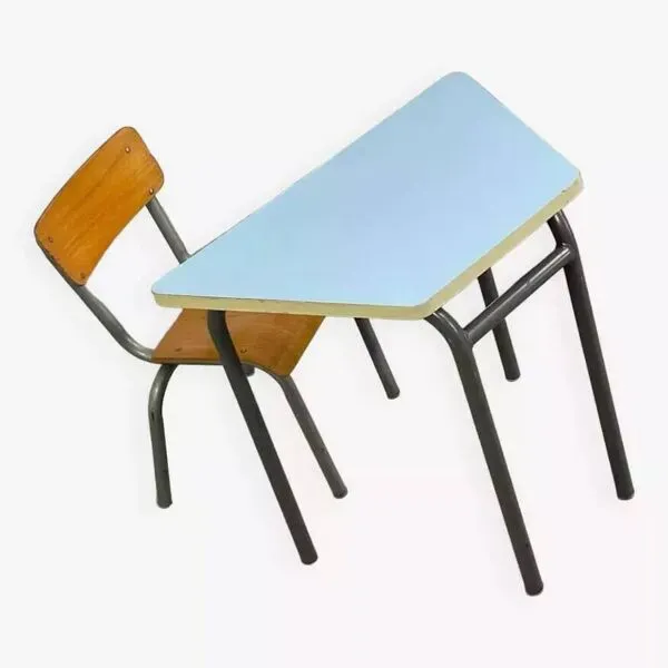 Illustration numéro 4 du produit Ensemble bureau et chaise écolier Mullca