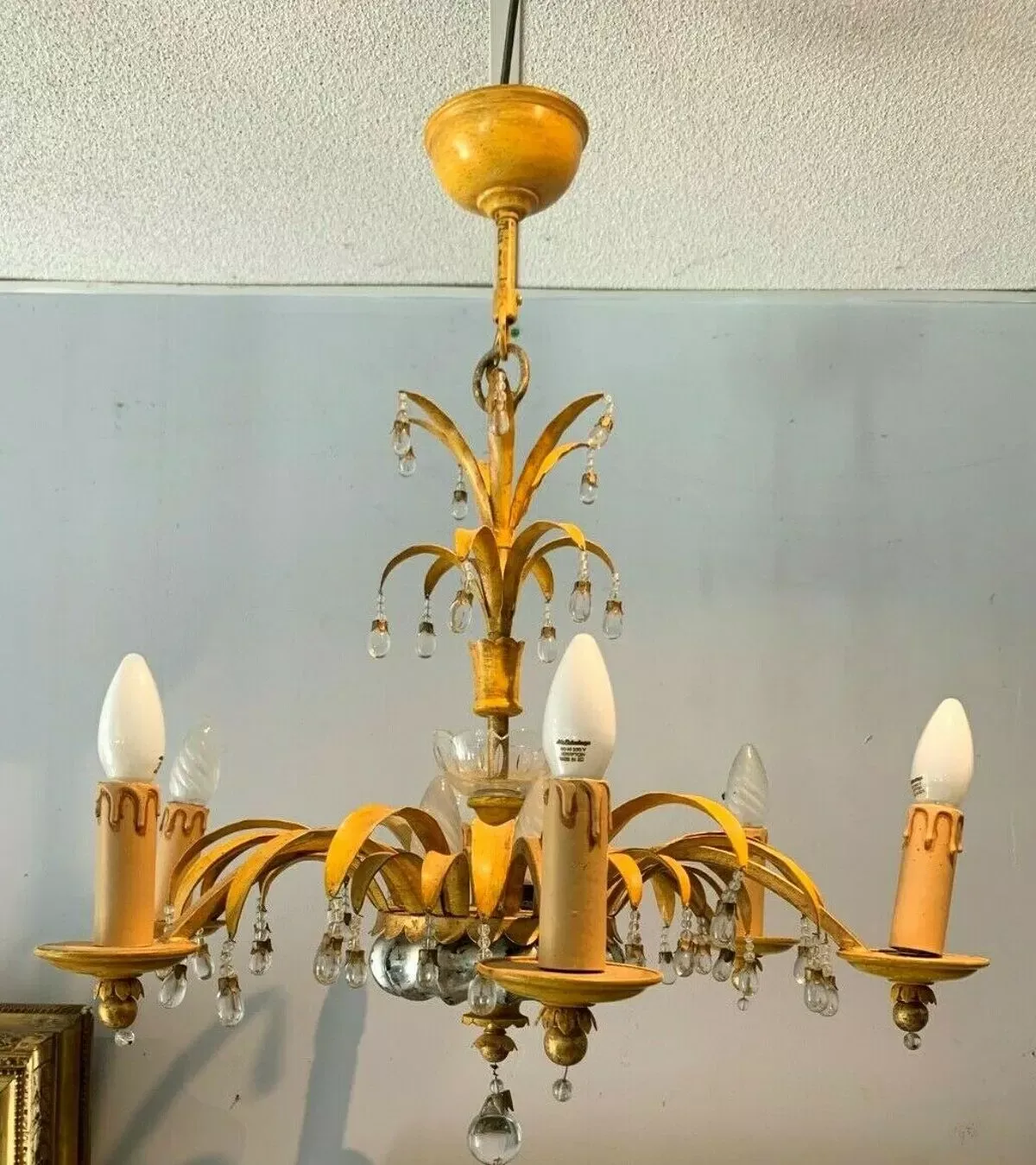 Illustration numéro 4 du produit Lustre en verre et tôle patinée six bras de lumière XX siècle