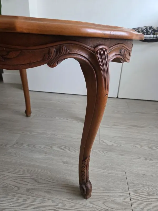 Illustration numéro 4 du produit Table basse en bois massif et cannage