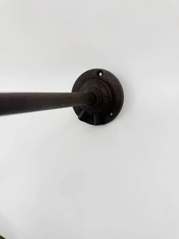 Illustration numéro 4 du produit Lampe de cour