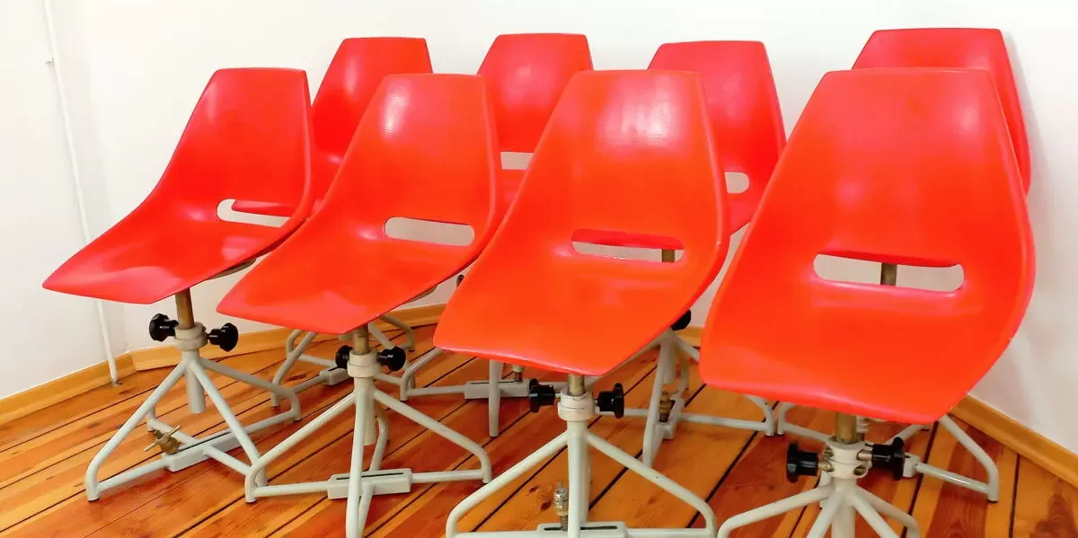 Illustration numéro 4 du produit Chaise pivotante proj. M. Navratil pour Vertex, Tchécoslovaquie 60 »