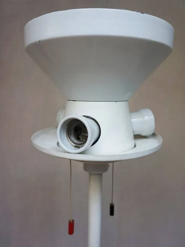 Illustration numéro 4 du produit Lampadaire ST 7128 par Niek Hiemstra pour Evolux, années 1960.