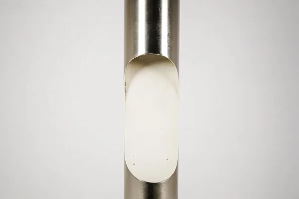 Illustration numéro 4 du produit Lampes sur pied par Angelo Brotto pour Esperia