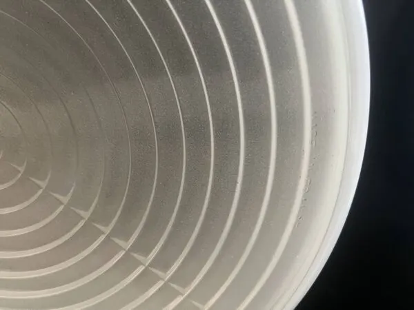 Illustration numéro 4 du produit Plafonnier Holophane en verre