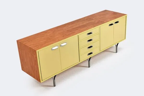 Illustration numéro 4 du produit Buffet industriel vintage des années 1960, en acier