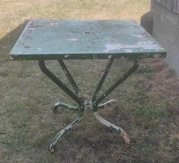 Illustration numéro 4 du produit Salon de jardin