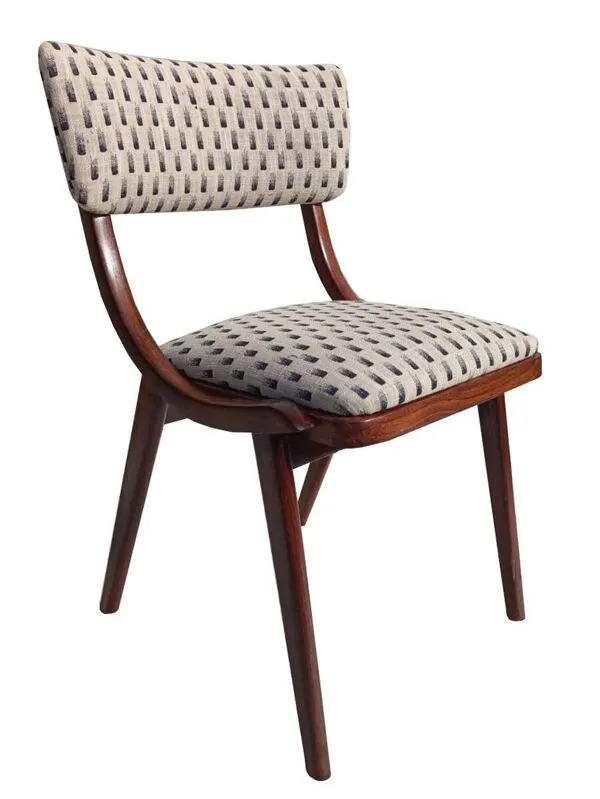 Illustration numéro 4 du produit Chaise Bumerang Mid-Century Modern, Jacquard blanc crème clair, Pologne, années 1960