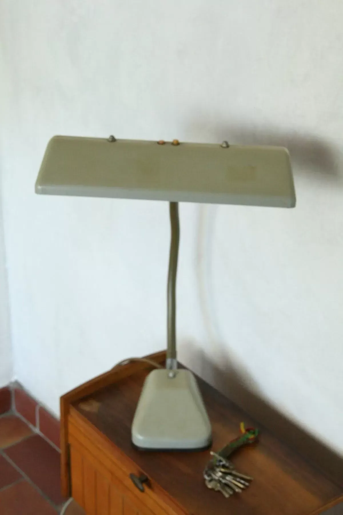 Illustration numéro 4 du produit Lampe de bureau industrielle