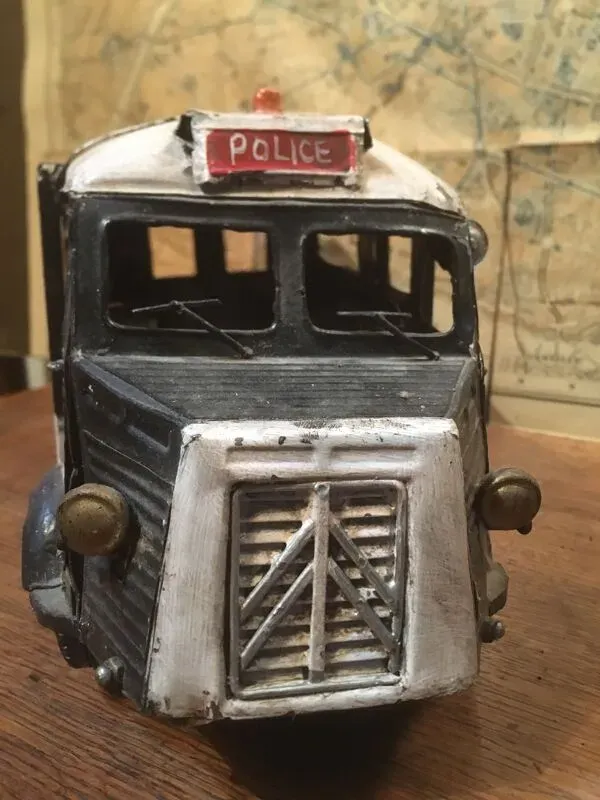 Illustration numéro 4 du produit Citroen tube hy jrd police en tôle