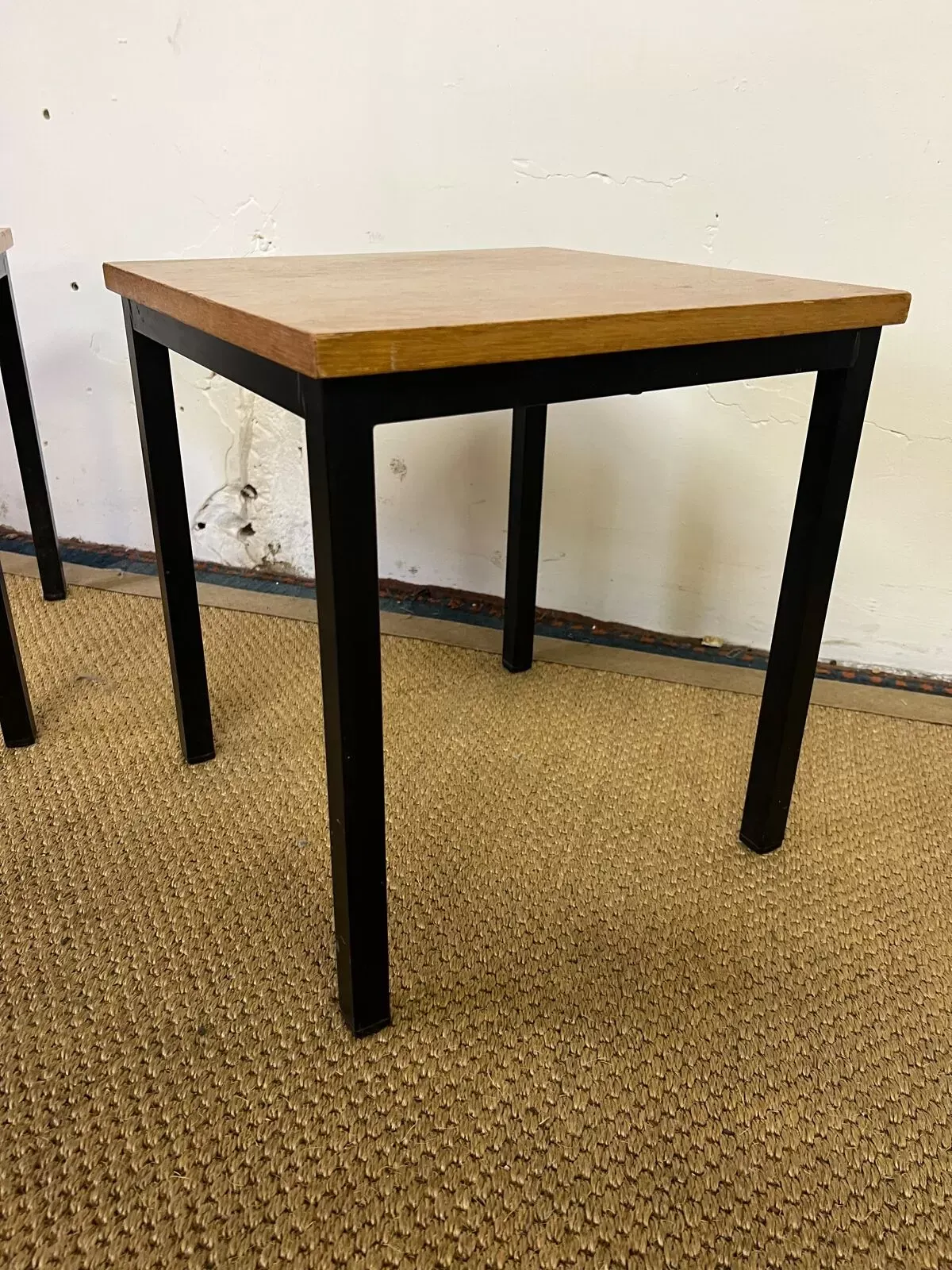 Illustration numéro 4 du produit Paire de chevets bois et métal vintage