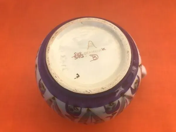 Illustration numéro 4 du produit Design Scandinave Pichet Berte Jessen Aluminia (Royal de Copenhague)