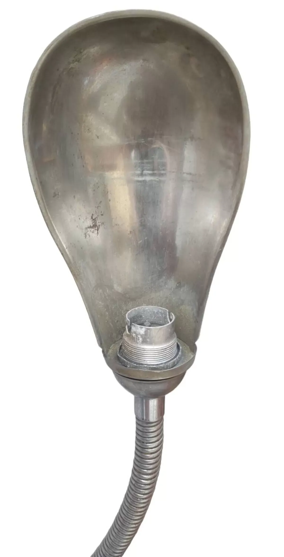 Illustration numéro 4 du produit Ancienne lampe orientable industrielle