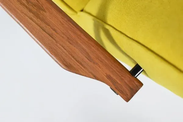 Illustration numéro 4 du produit Fauteuil original ''FOX'', Pologne années 1970, entièrement restauré, jaune