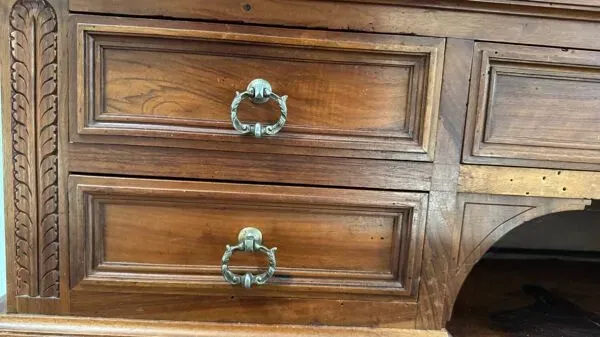 Illustration numéro 4 du produit Bureau à gradin en noyer XIX eme