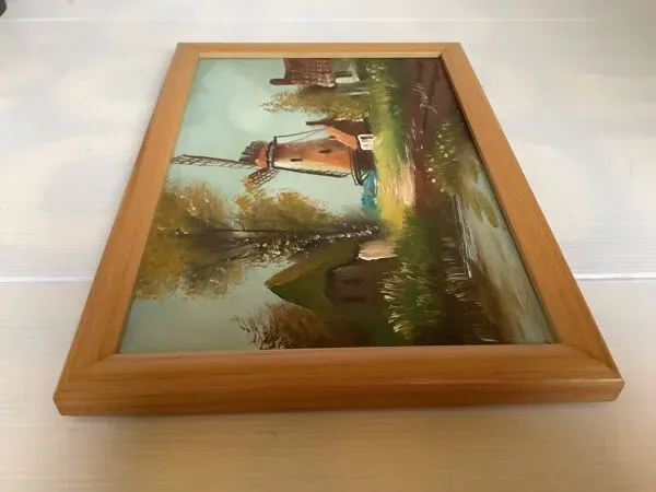 Illustration numéro 4 du produit Petit tableau village avec un moulin huile sur toile signée