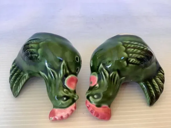 Illustration numéro 4 du produit Sel et poivre poules barbotine