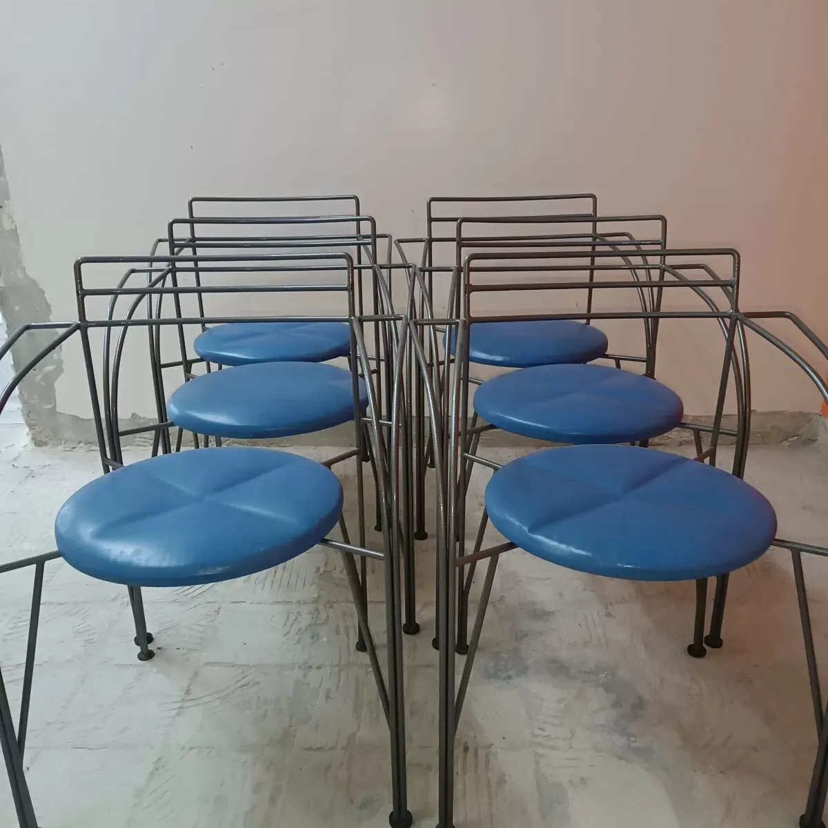 Illustration numéro 4 du produit 6 chaises collection ''Lune d'Argent'', Pascal Mourgue, design 1985