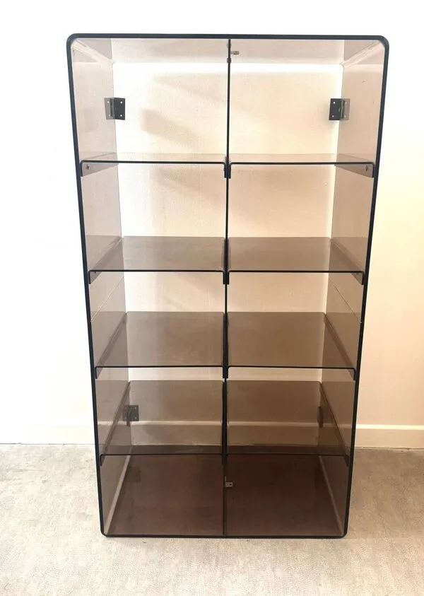 Illustration numéro 4 du produit Bibliothèque en plexiglas fumé Michel Dumas