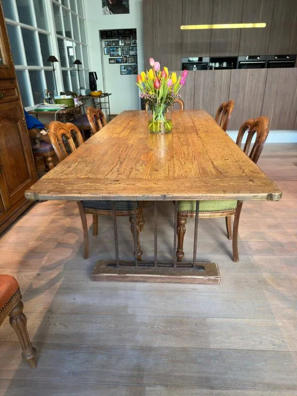 Illustration numéro 4 du produit Table à manger en bois massif – style industriel/atelier + 2 consoles