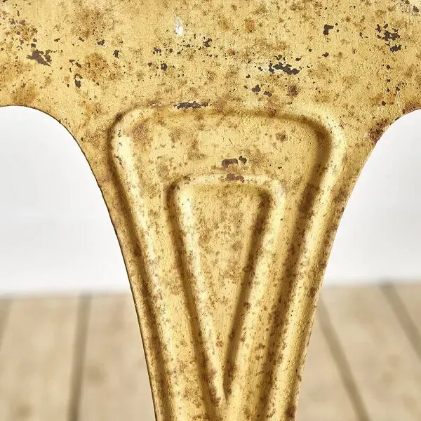 Illustration numéro 4 du produit Chaise multipl