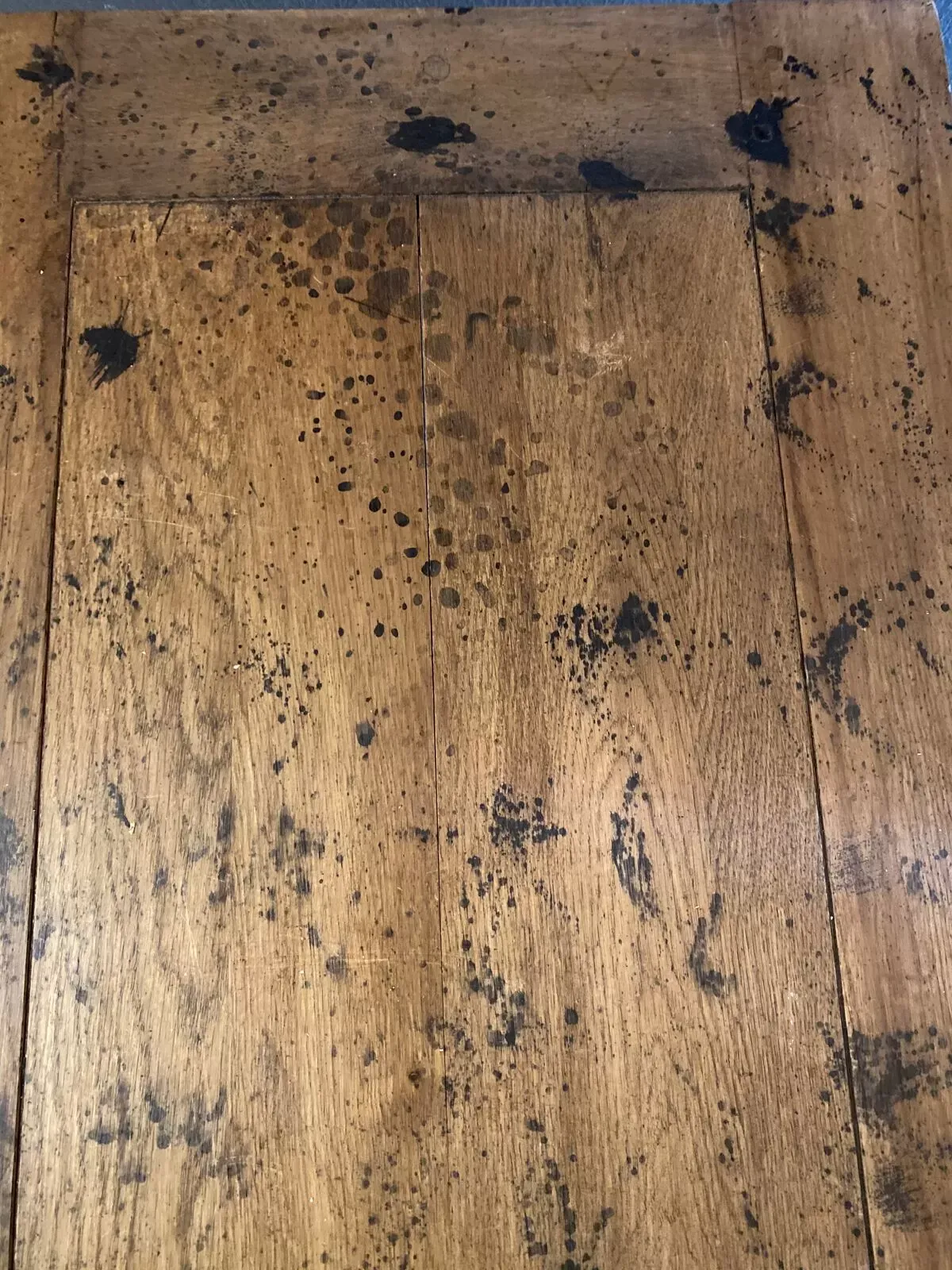 Illustration numéro 4 du produit Console industrielle fonte et plateau chêne