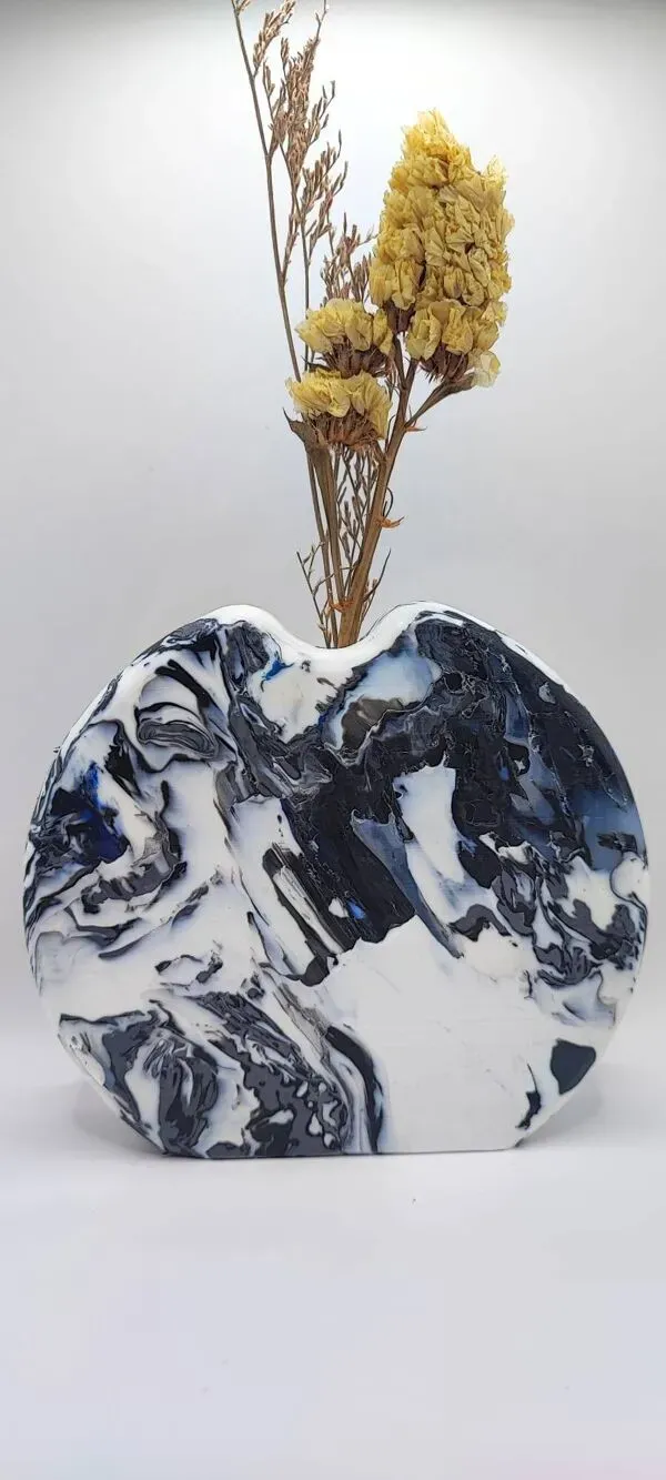 Illustration numéro 4 du produit Soliflore en plastique recyclé