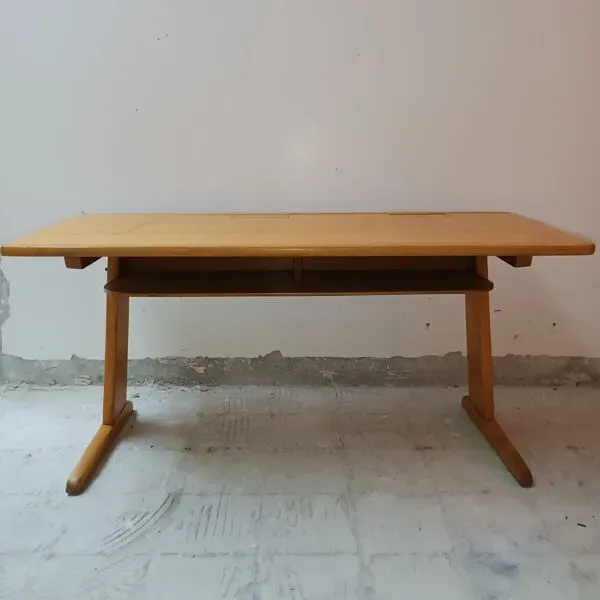 Illustration numéro 4 du produit Bureau d'ecole Casala vintage 1960 avec emplacement encrier