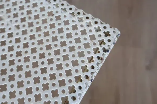 Illustration numéro 4 du produit Petite Table Mathieu Matégot vers 1950