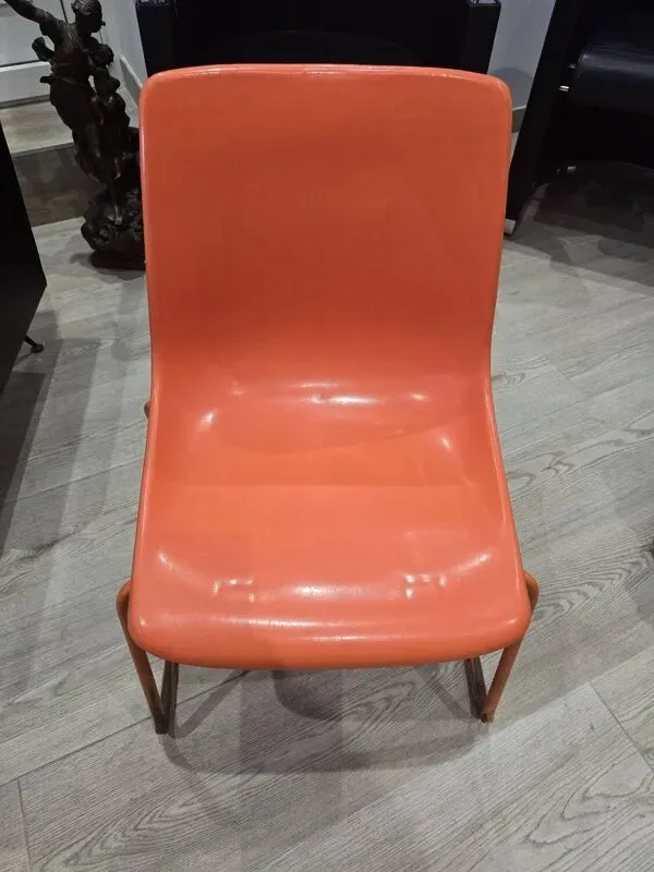 Illustration numéro 4 du produit chaise d’écolier crossfilex années 70-80