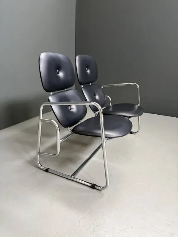 Illustration numéro 4 du produit Canapé italien 2 places