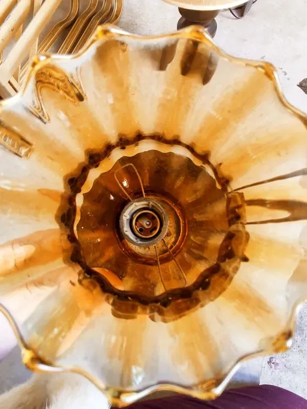 Illustration numéro 4 du produit Applique en métal brut tulipe Murano